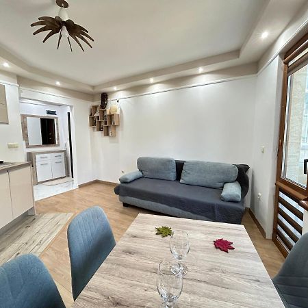 Apartament Deluxe Karina-Free Parking Burgas Exterior photo