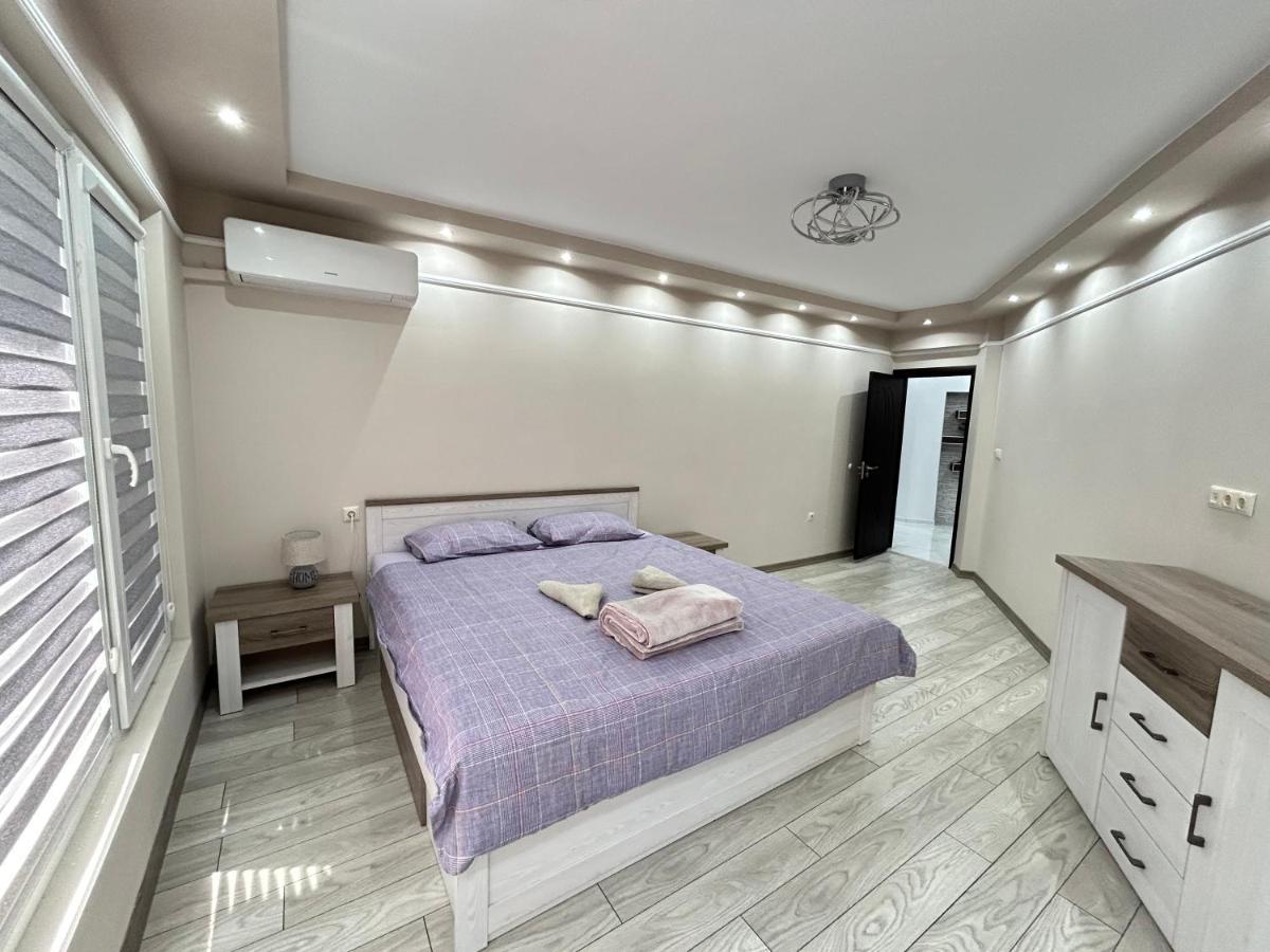 Apartament Deluxe Karina-Free Parking Burgas Exterior photo