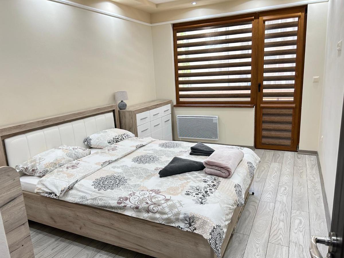 Apartament Deluxe Karina-Free Parking Burgas Exterior photo