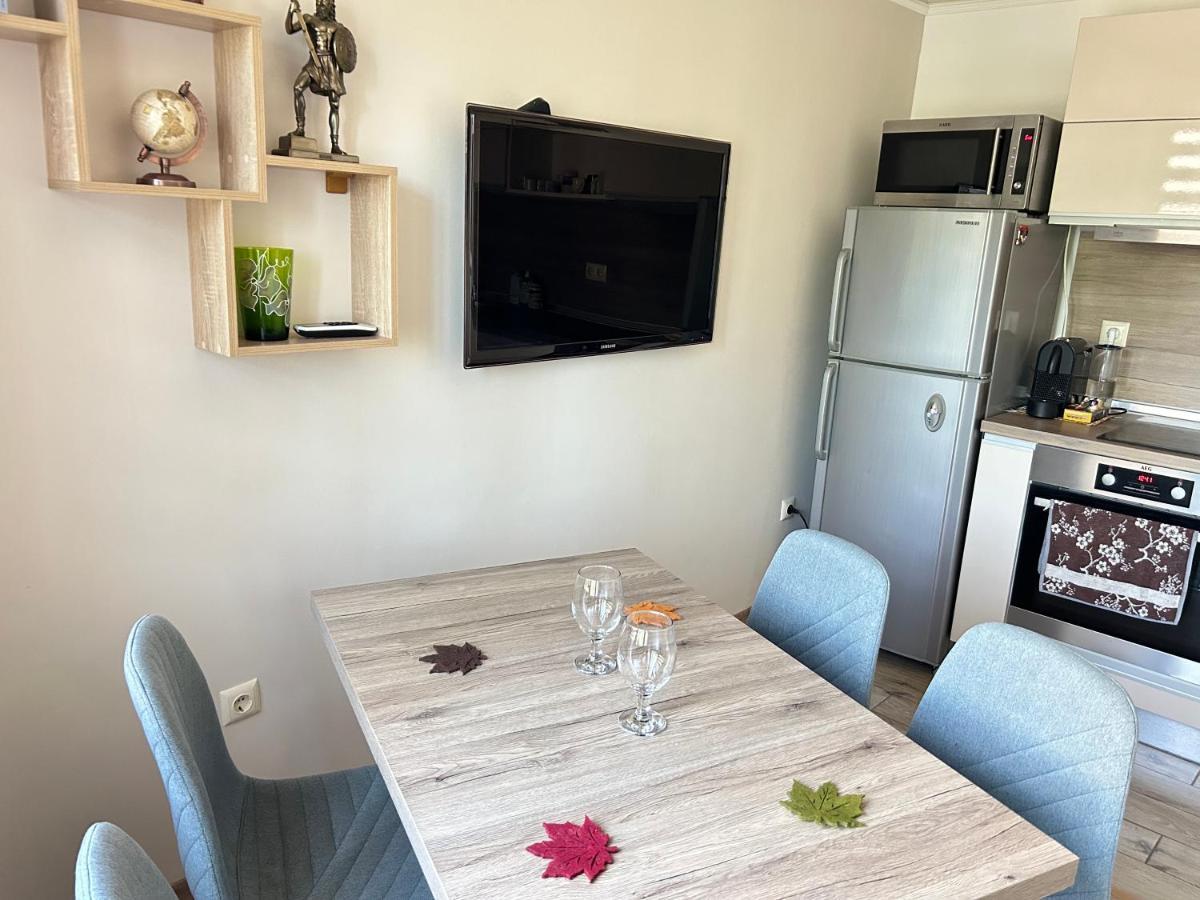 Apartament Deluxe Karina-Free Parking Burgas Exterior photo